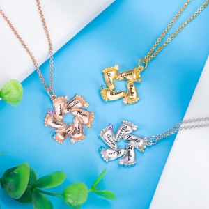 Gepersonaliseerde Baby voeten Birthstone ketting voor moeder