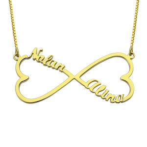Colgante de infinito personalizado con 2 corazones y nombres chapado en oro de 18 quilates